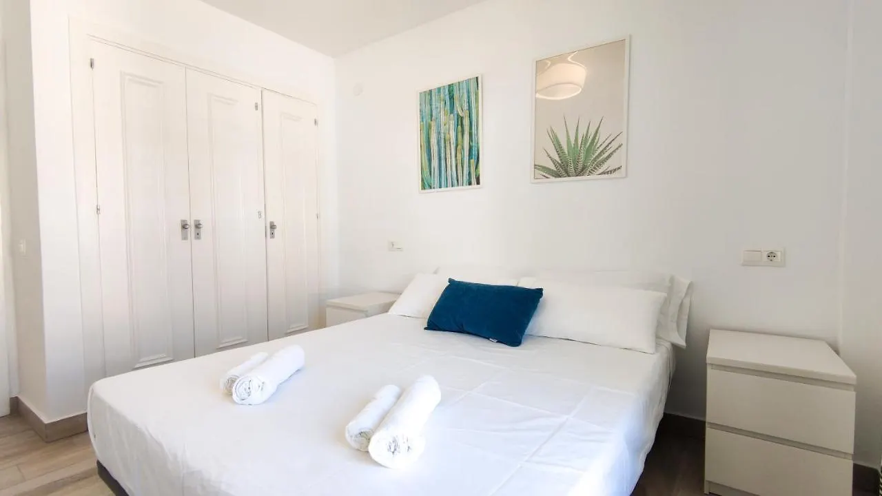 Laguna Beach Star - Alojamientos La Torre Torrox 0*,  Spain